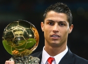 卫冕冠军贝肯鲍尔球迷文化（贝肯鲍尔算球王吗）